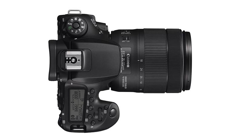 دوربین عکاسی کانن مدل EOS 90D با لنز 18-135 IS USM میلی متری